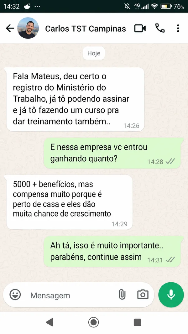 Print de WhatsApp do aluno Carlos de Campinas relatando registro no Ministério do Trabalho e salário de 5000 mais benefícios